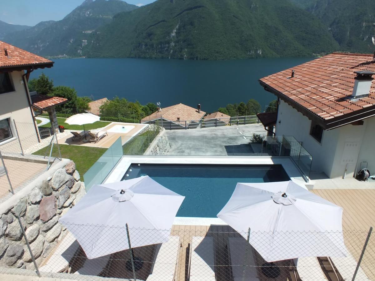 Rocca D'Anfo B&B-Apartments Lake View Rocca d'Anfo Exterior foto