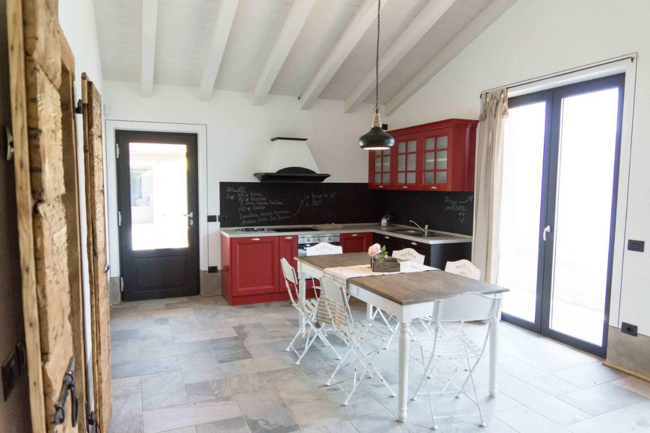 Rocca D'Anfo B&B-Apartments Lake View Rocca d'Anfo Exterior foto